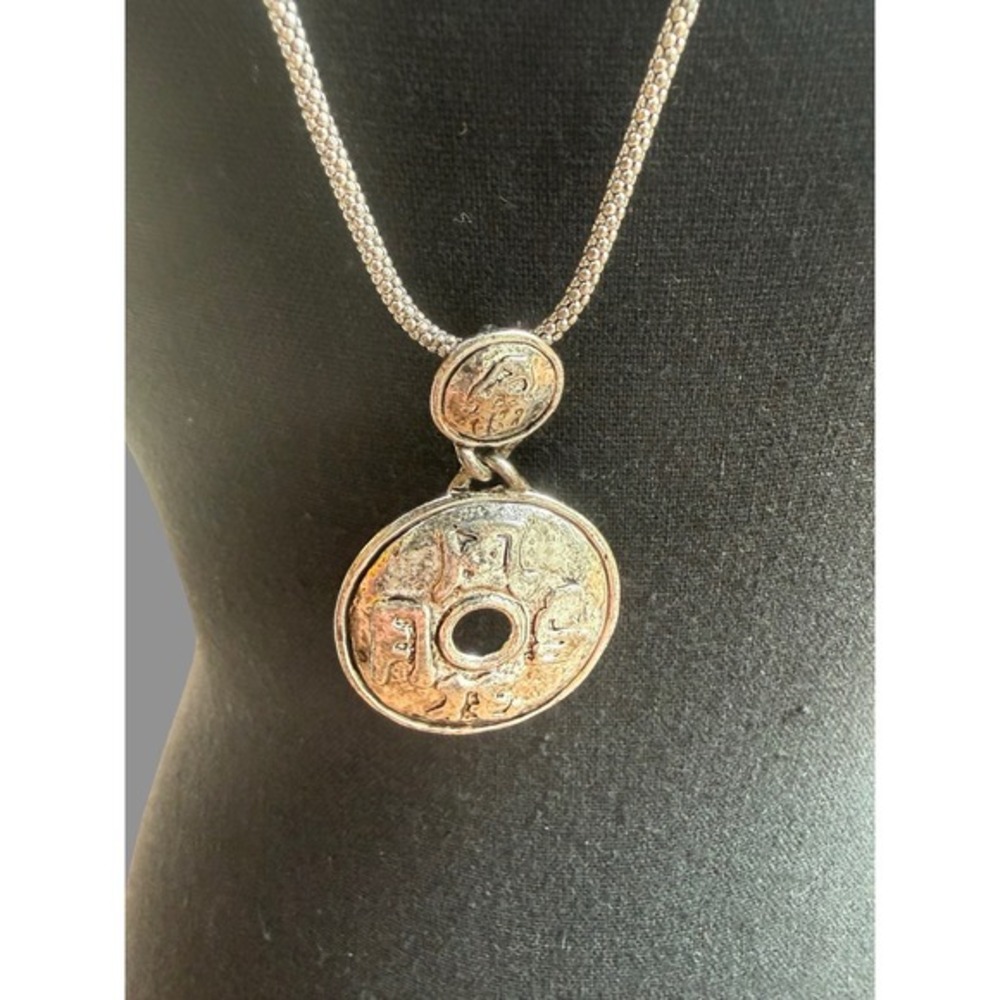 Vintage Napier Silver Tone Coin Pendant Necklace Long Rope Chain‎